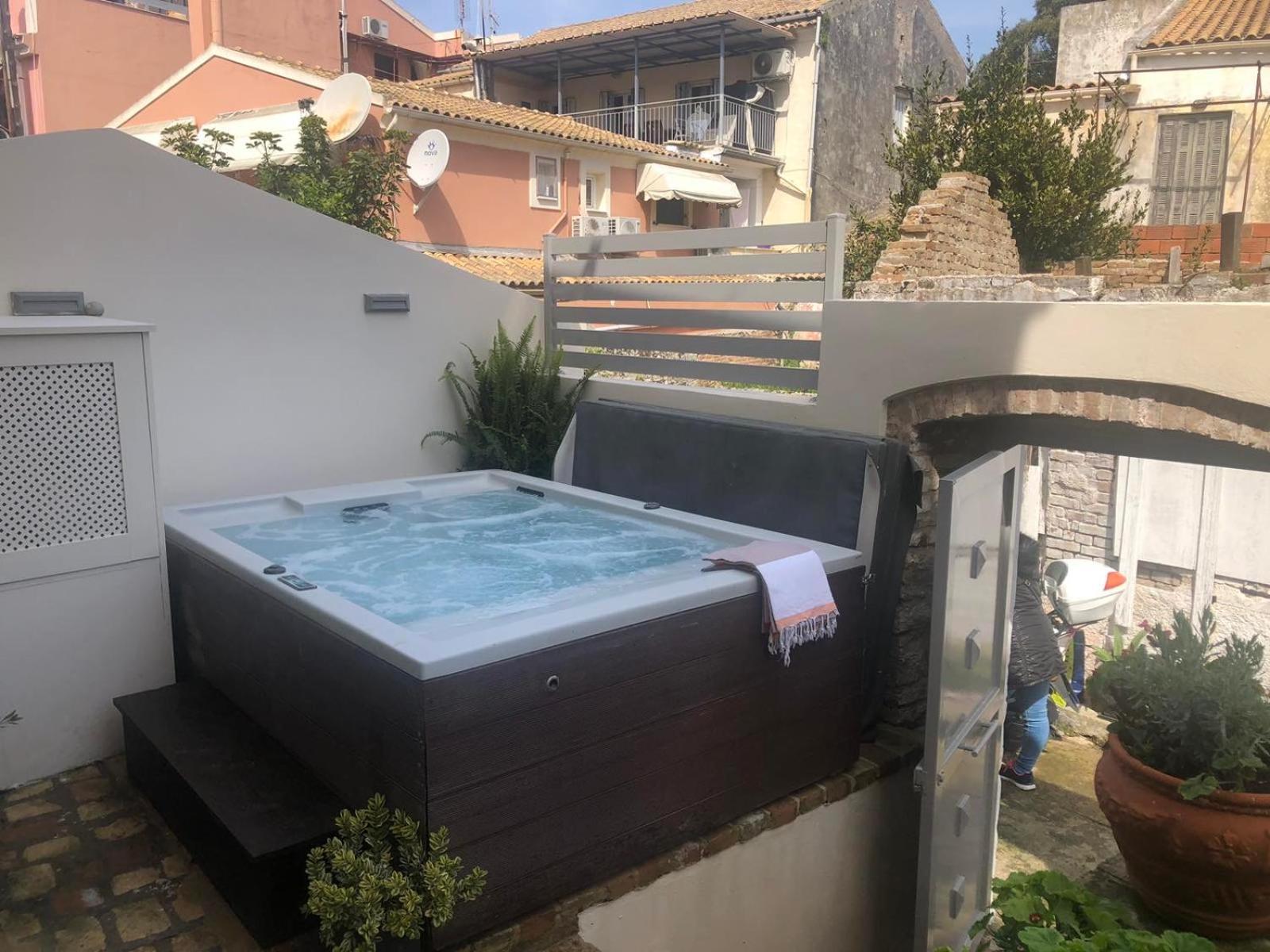 Anemomilos Jacuzzi Suite Corfu  Exterior photo