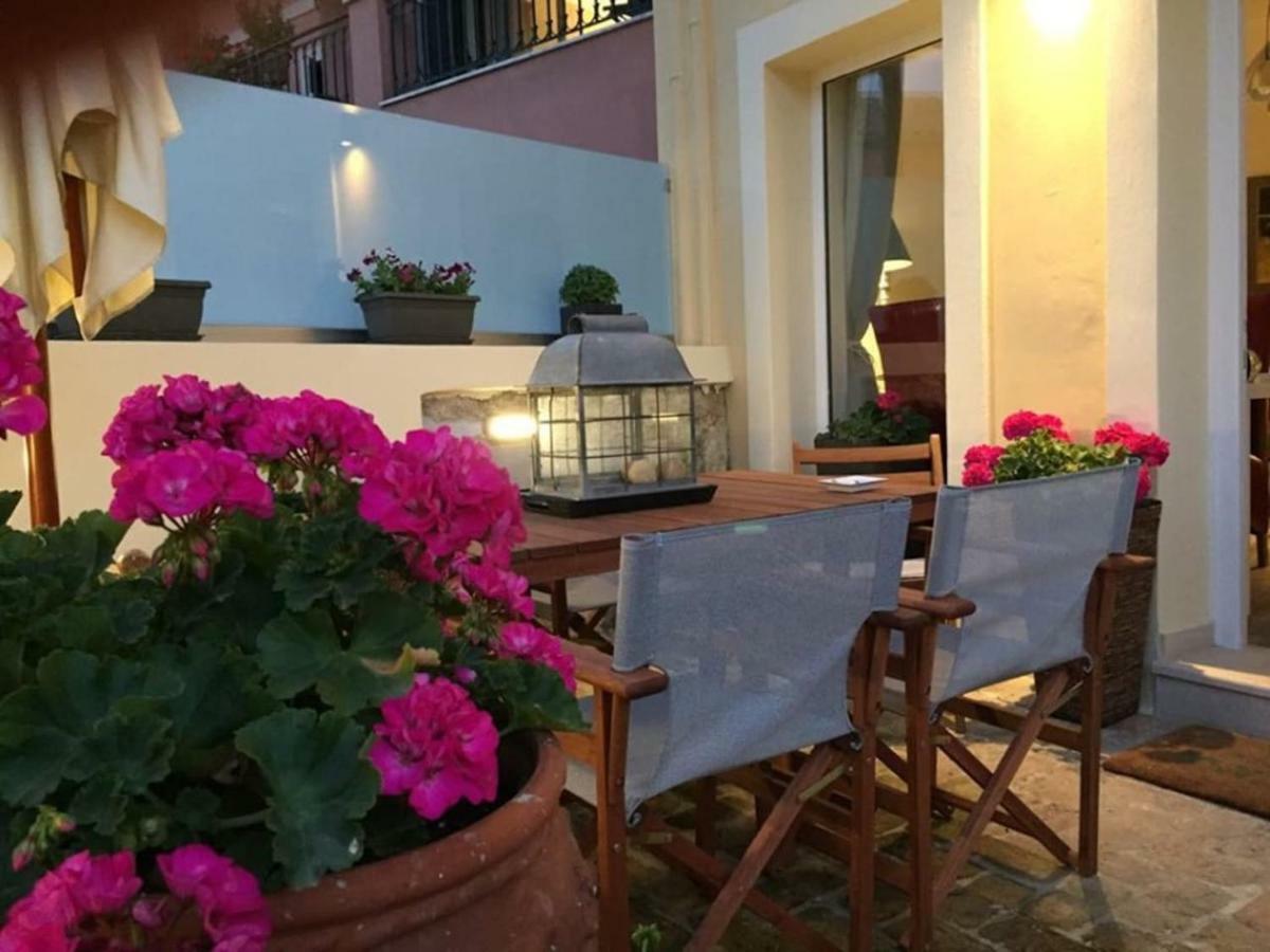 Anemomilos Jacuzzi Suite Corfu  Exterior photo