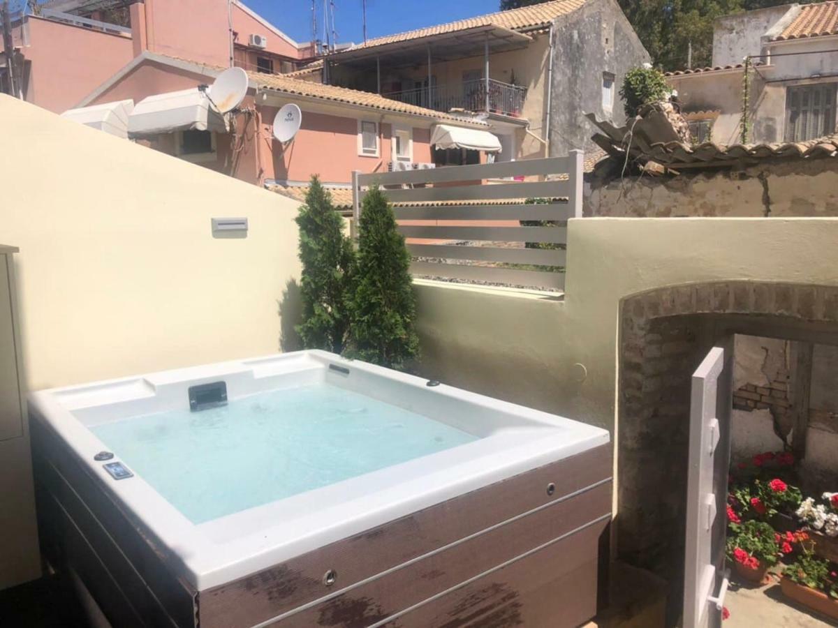 Anemomilos Jacuzzi Suite Corfu  Exterior photo